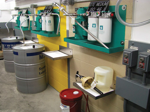 Each type of oil has a separate pump and filter system to filter and fill the portable containers. The bulk systems in the field and the filter carts are equipped with identical pumps and filters. Recirculation lines to circulate oil in the drums are planned for the near future. Each type of oil has a separate pump and filter system to filter and fill the portable containers. The bulk systems in the field and the filter carts are equipped with identical pumps and filters. Recirculation lines to circulate oil in the drums are planned for the near future.