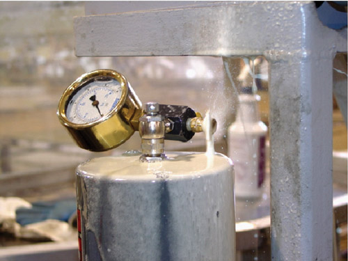 Continuous flow out of a bleed valve may indicate worn piston seals. Continuous flow out of a bleed valve may indicate worn piston seals.