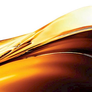 Lubricant selection and lis oil cleanliness