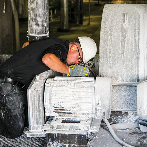 Inspect lubricated machines