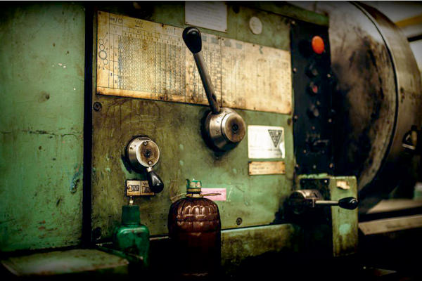 Grease Incompatibility: How to Avoid Disaster and Protect Equipment Health